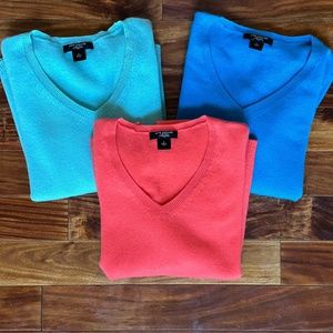 ANN TAYLOR CASHMERE SWEATER WOMEN'S:PRE-OWNED TURQUOISE, AQUA, or ORANGE